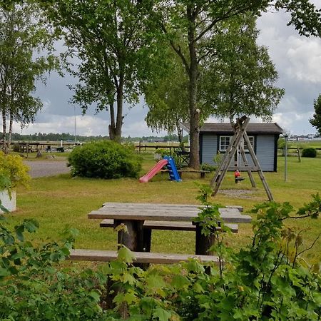 Villa Backgardens Stugby Axvall Esterno foto