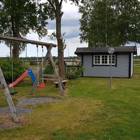 Villa Backgardens Stugby Axvall Esterno foto