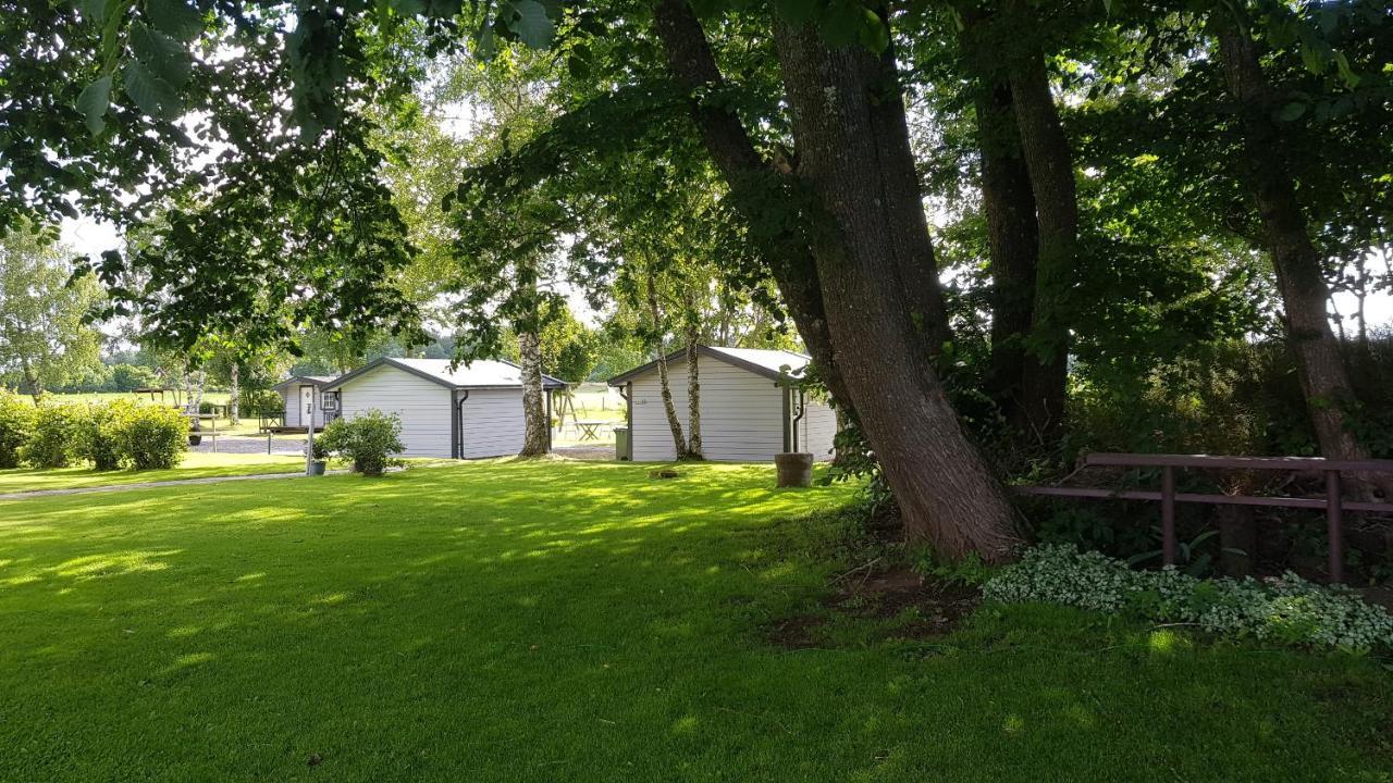Villa Backgardens Stugby Axvall Esterno foto